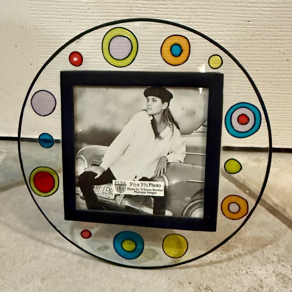 ELSA Vibrant Circular Accents Photo Frame